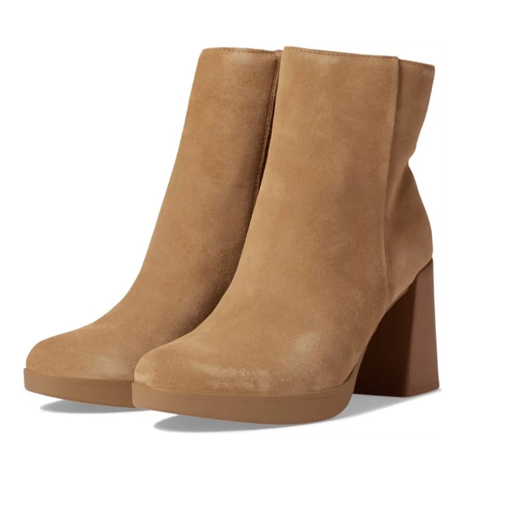 Naturalizer Women's Genn-Reach Platform Boots in Tan Size 7.5